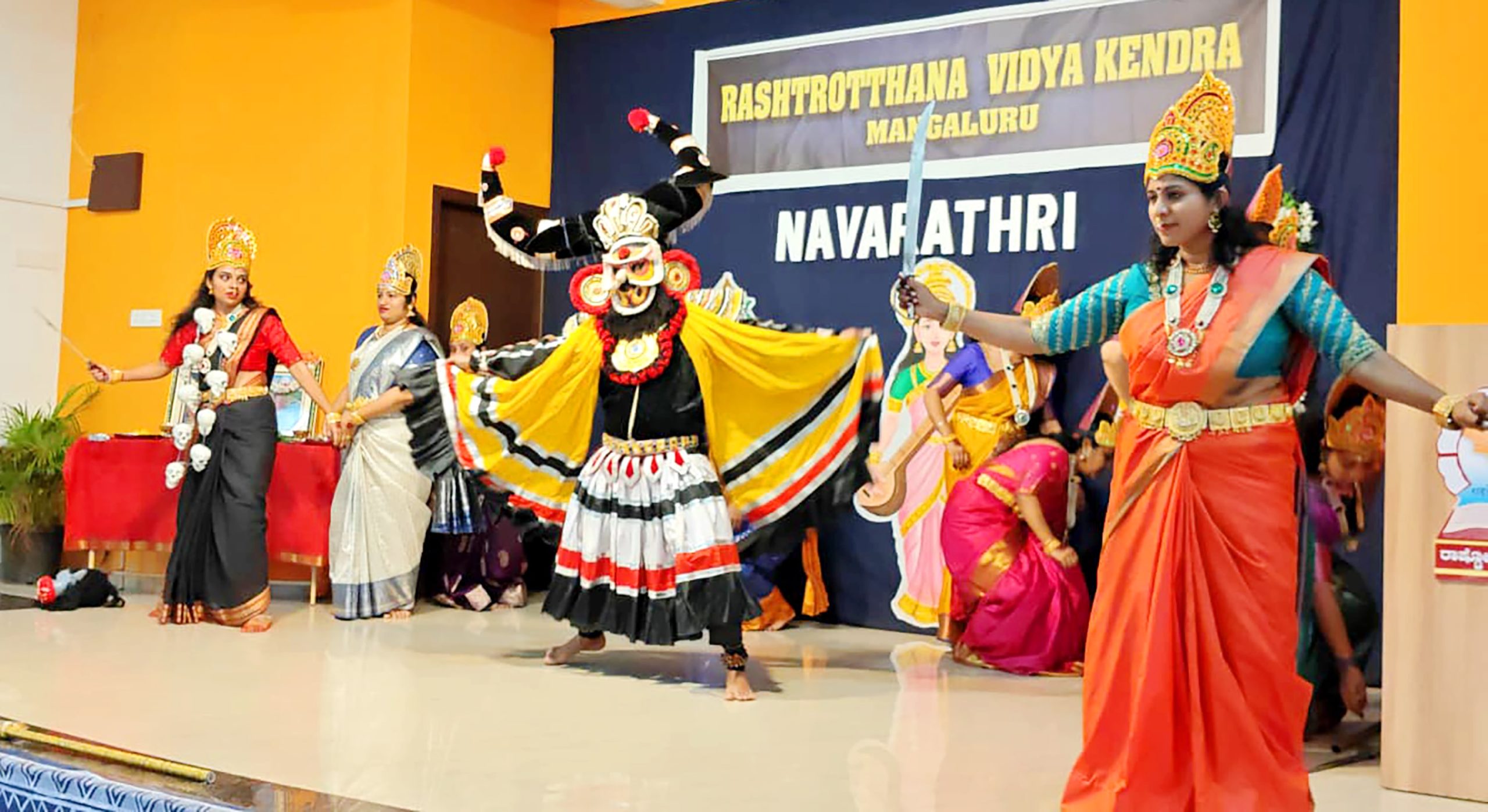 23 09 25 navaratri celebrations @ rvk mangaluru (8)-min