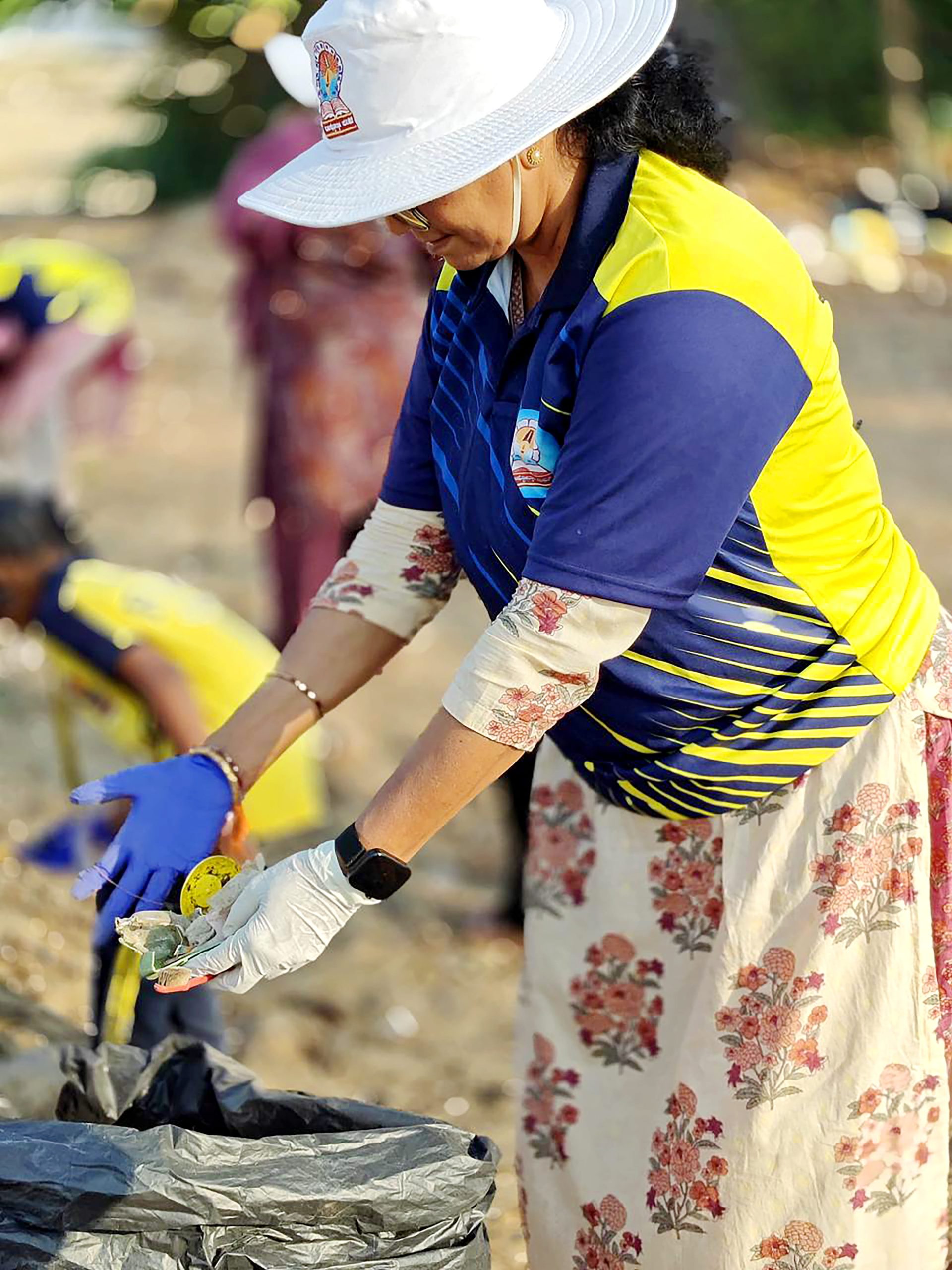 Beach Cleaning Drive by RVK - Mangaluru (5)