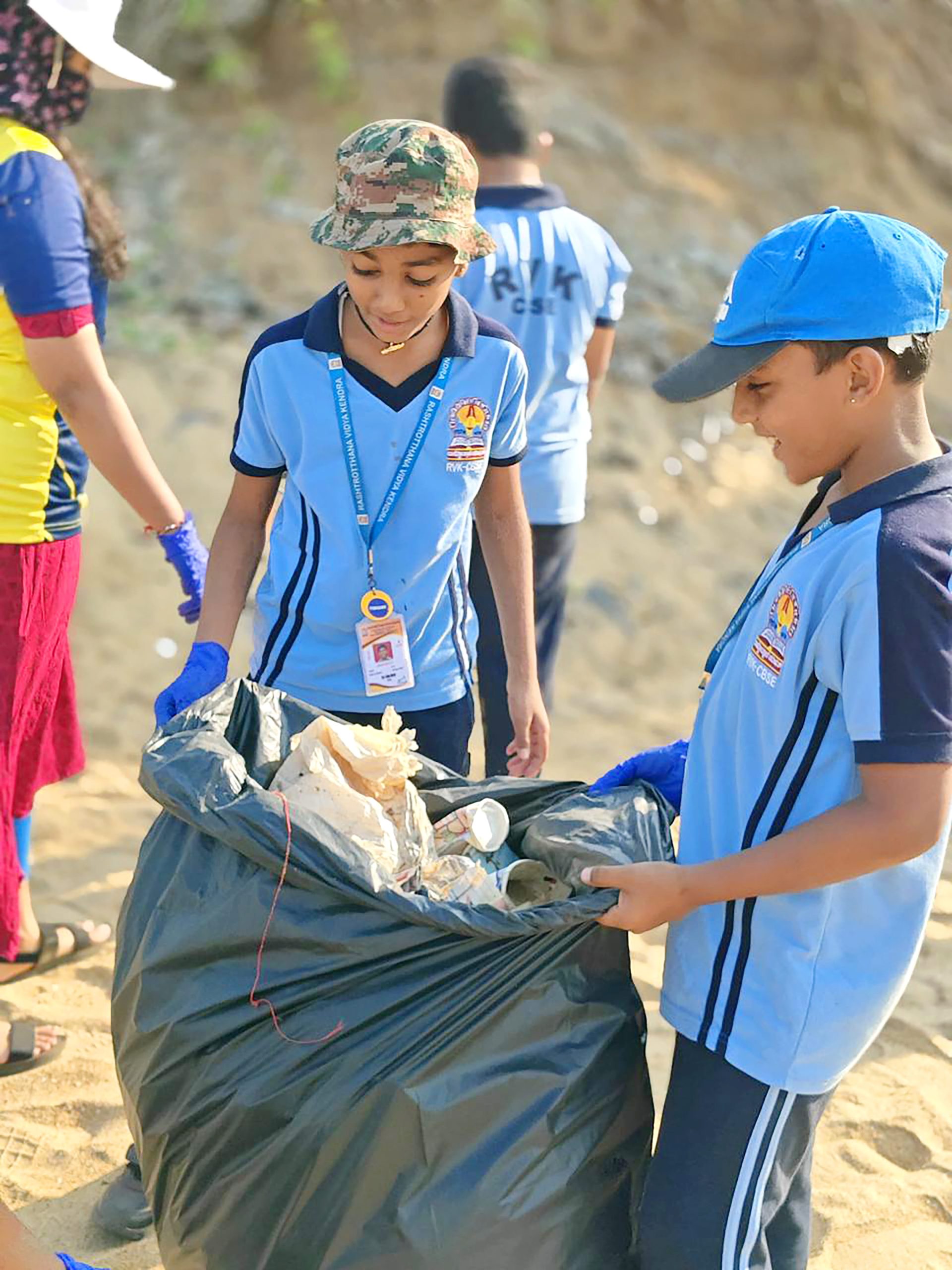 Beach Cleaning Drive by RVK - Mangaluru (7)